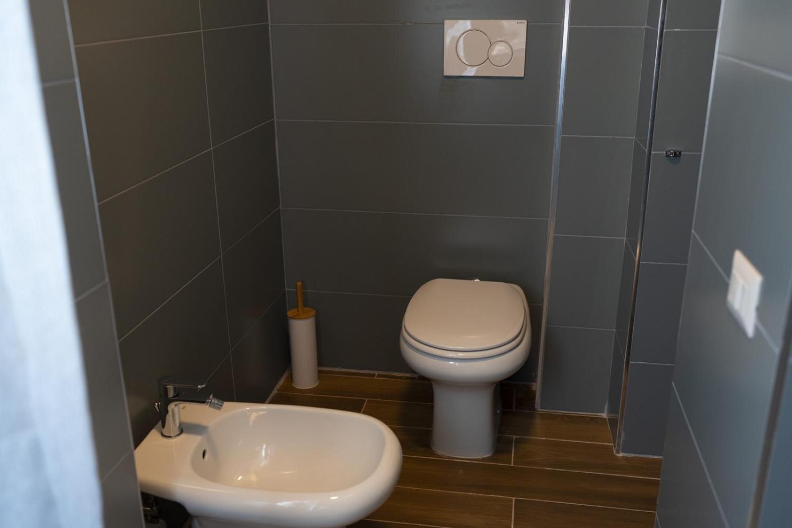 Palazzo Manzoni Apartments Барі Номер фото