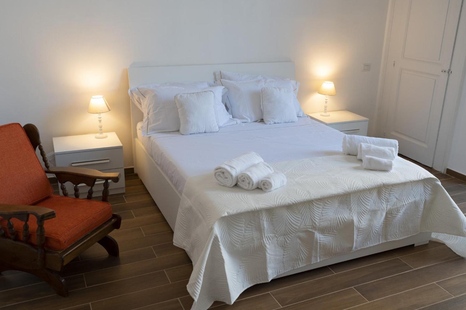 Palazzo Manzoni Apartments Барі Номер фото